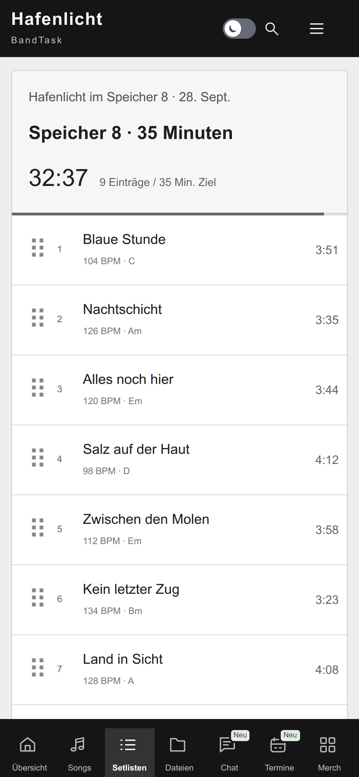 Mobile Konzert-Setlist der Beispielband Hafenlicht mit Songs und Spielzeiten